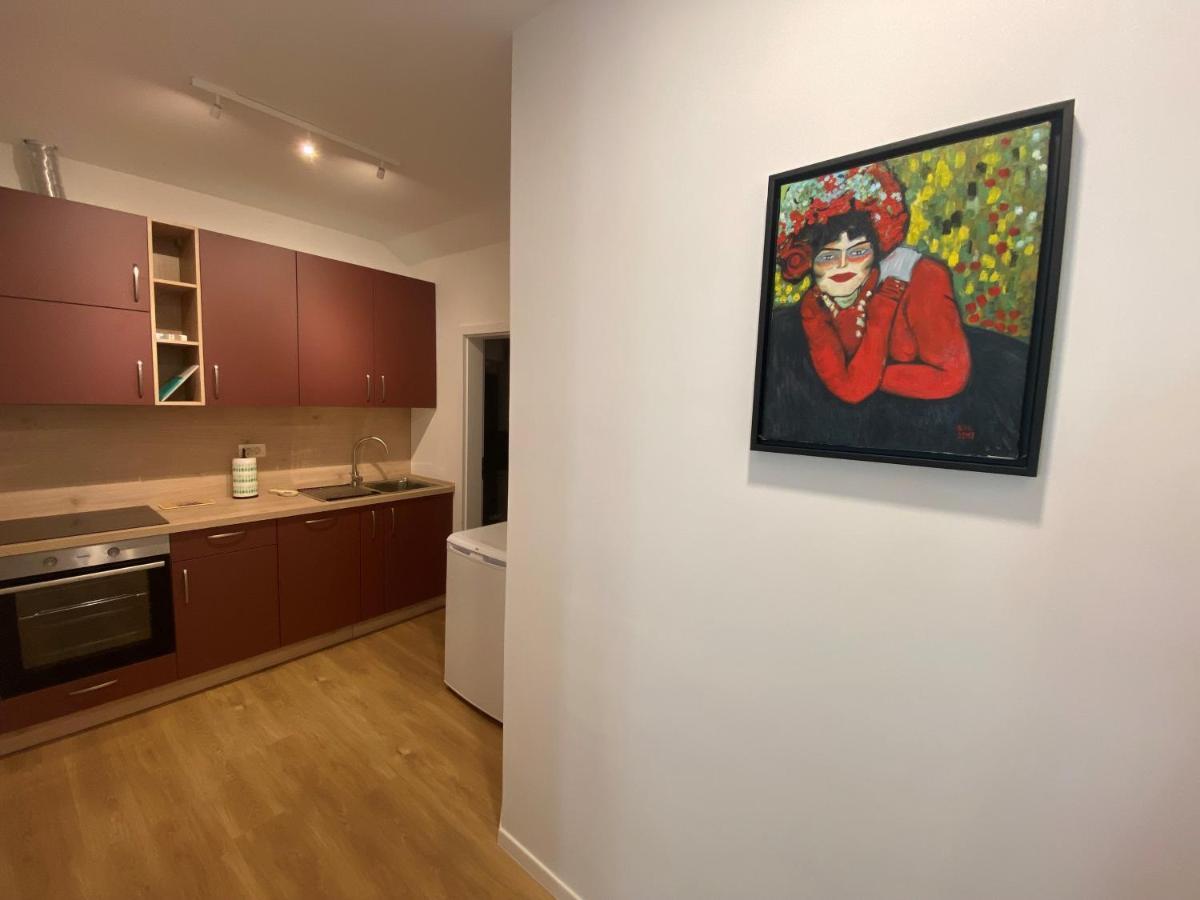 Apartments Tito & Robin โคเปร์ ภายนอก รูปภาพ
